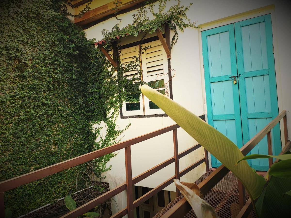 Moontree47 Motel George Town Exterior photo